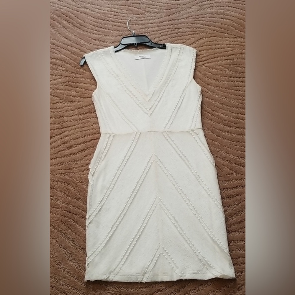 Beautiful Bailey 44 ivory chevron pattern bodycon dress size medium